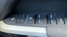 Land Rover Defender 3.0 D250 SE 110 5dr Auto Diesel Estate